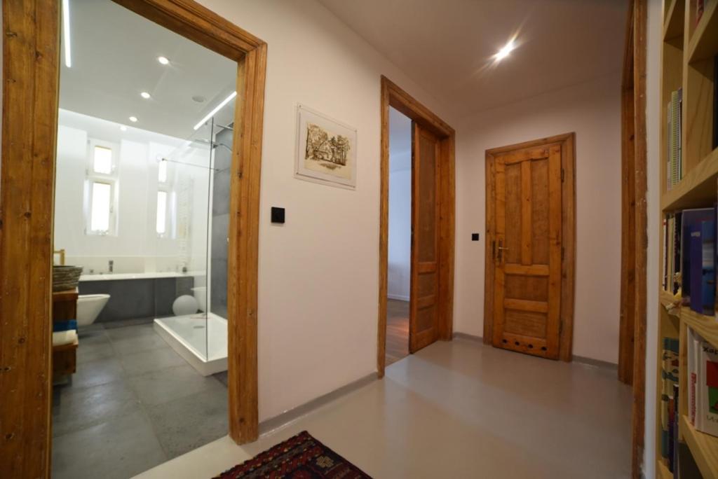Designer Apartment 110M2 With King Size Beds & Equipped Kitchen Krasków Eksteriør bilde